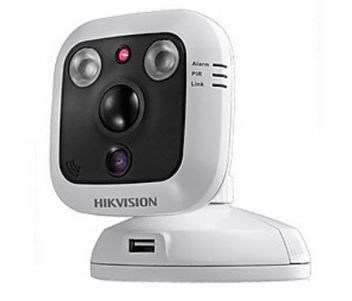 IP видеокамера Hikvision DS-2CD8464F-EI