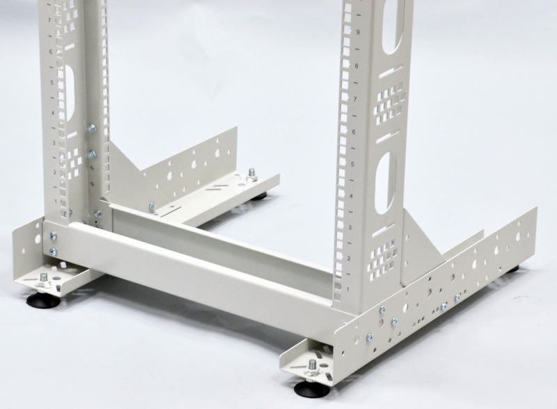 Стойка 33U, однорамная, CMS