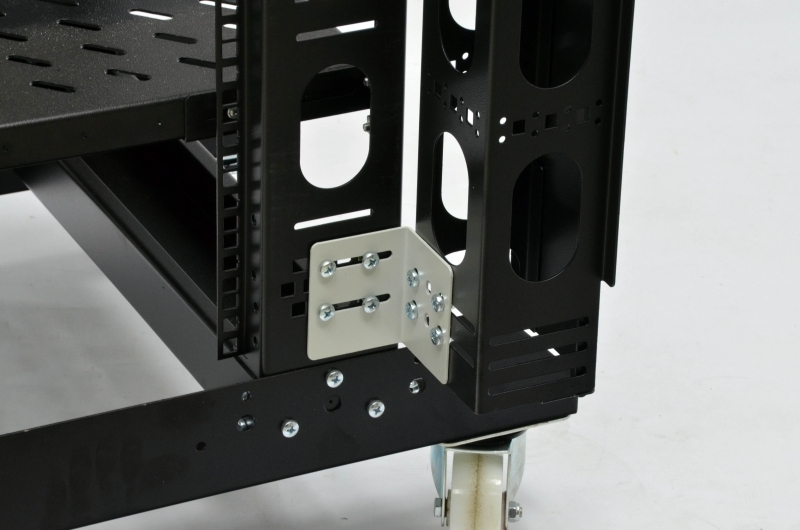 Комплект держателей бокового организатора кабеля