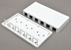 Розетка внешняя под 6 модулей Keystone, EPNew