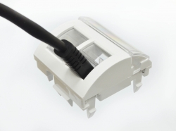 Адаптер 45 x 45 под два модуля xs500 FutureCom™ Keystone