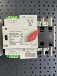 CUS-100/2P 220/230В 2-х полюсный автомат-переключатель ввода резерва